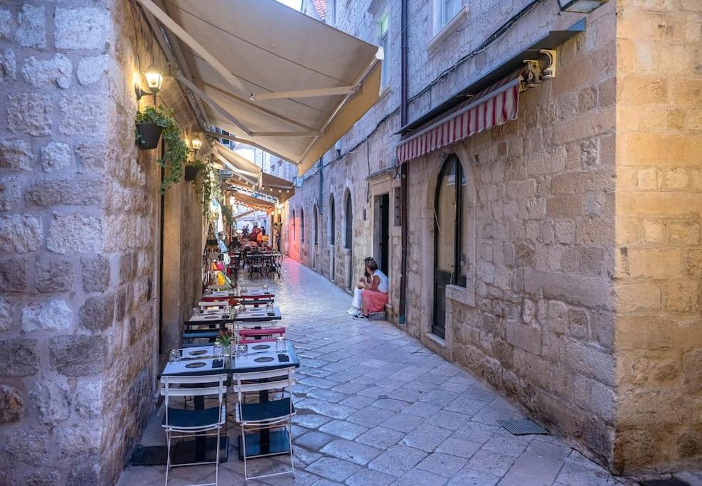 Flora-Heartbeat Old City Three Bedrooms Apartment Dubrovnik Eksteriør billede