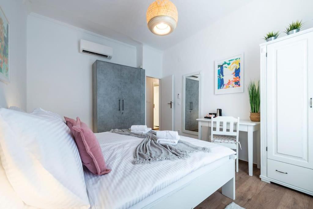 Flora-Heartbeat Old City Three Bedrooms Apartment Dubrovnik Eksteriør billede